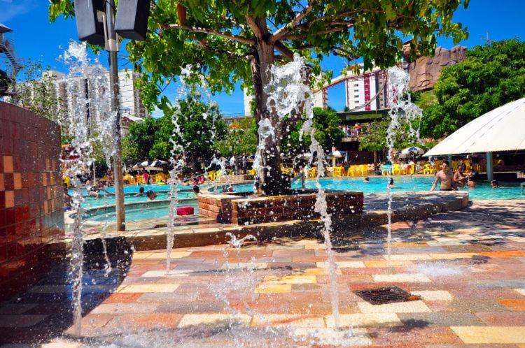 Piazza Acqua Park Apartment กัลดัสโนวัส ภายนอก รูปภาพ
